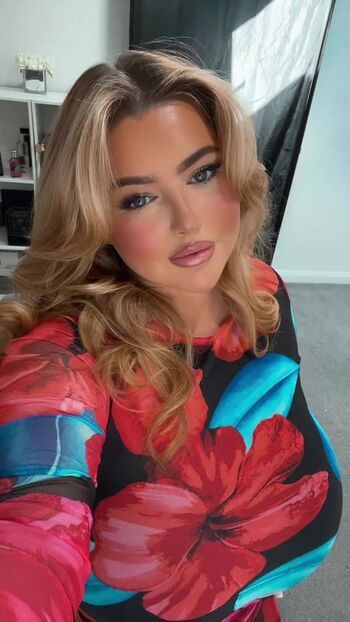 Alyssa garbett image