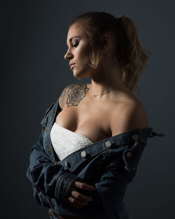 Alyssa pallant11 image