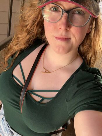 Alyssathehotmessexpress image