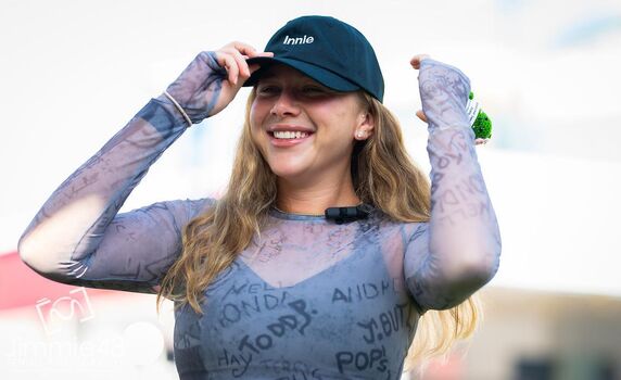 Amanda anisimova image