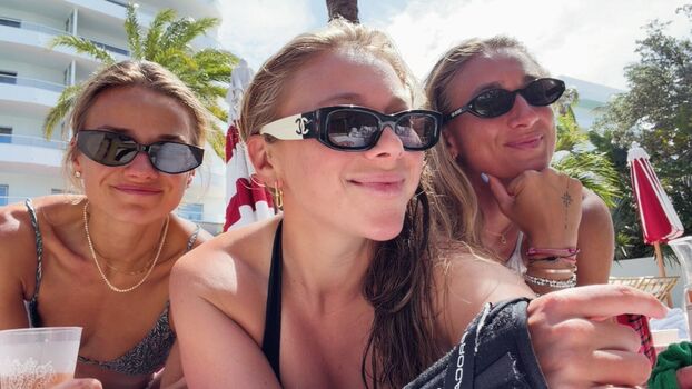 Amanda anisimova image