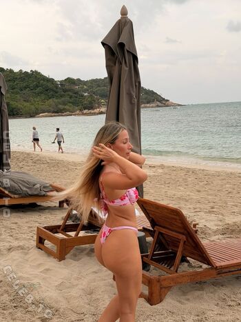 Amanda c emilia 1 image