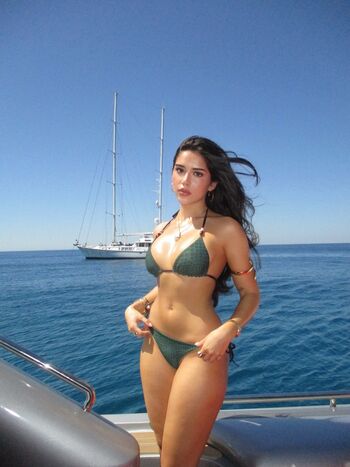 Amanda diaz image