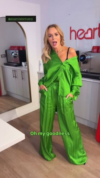 Amanda holden 1 image