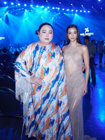 Amanda obdam page 3 image