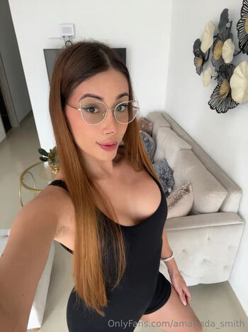 Amannda smith image