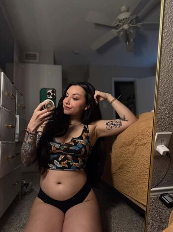 Amaris blair image