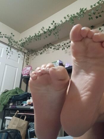 Amateur foot fetish content image