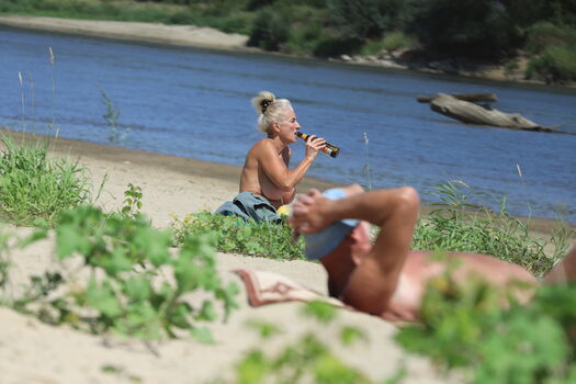 Amateur voyeur page 2 image