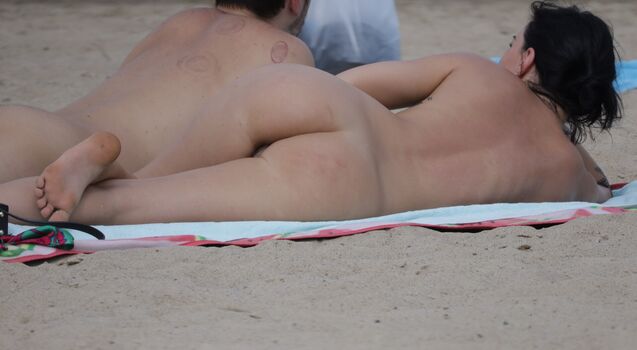 Amateur voyeur image