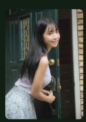 Amau Kisumi 天羽希純