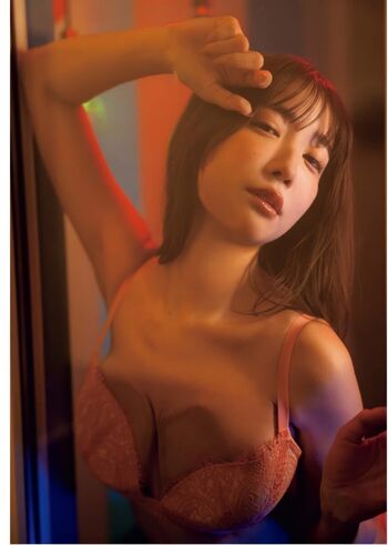 Amau Kisumi 天羽希純