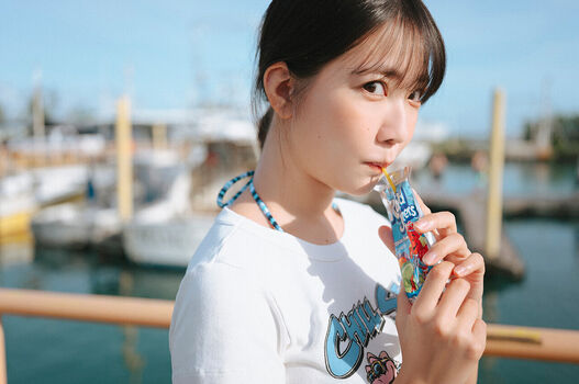 Amau Kisumi 天羽希純