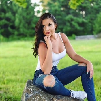 Amber balcaen image