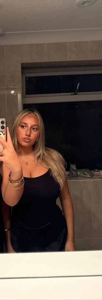 Amber isabella page 2 image