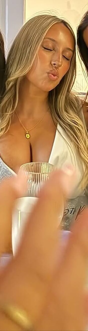 Amber isabella page 2 image