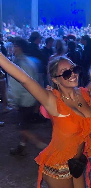 Amber isabella page 2 image