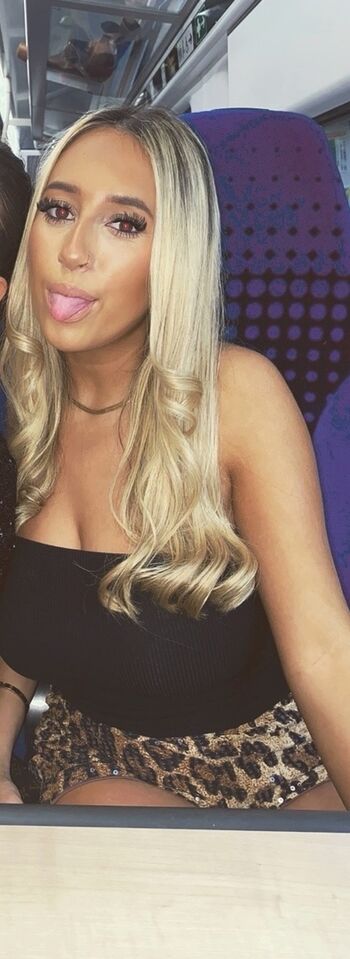 Amber isabella image