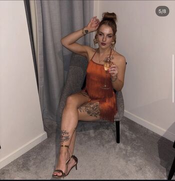 Amberthomson97 image