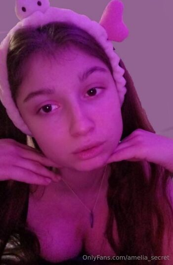 amelia_secret