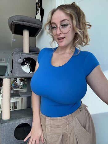 Amelia wet angel 1 page 2 image