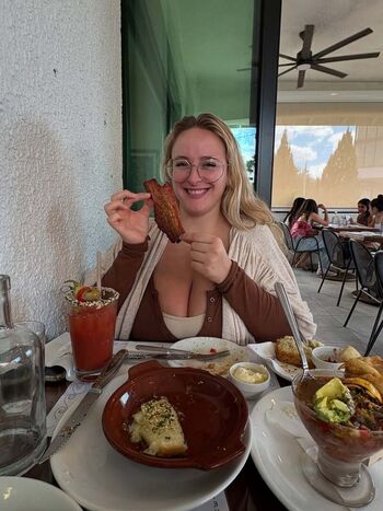 Amelia wet angel 1 image