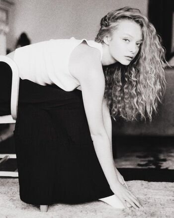 Amiah miller image