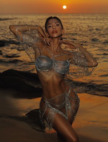 Aminova inna image