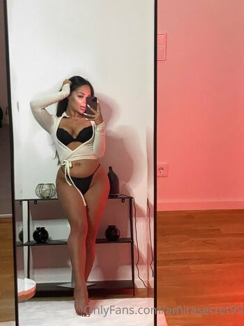 Amirasecret99 page 2 image