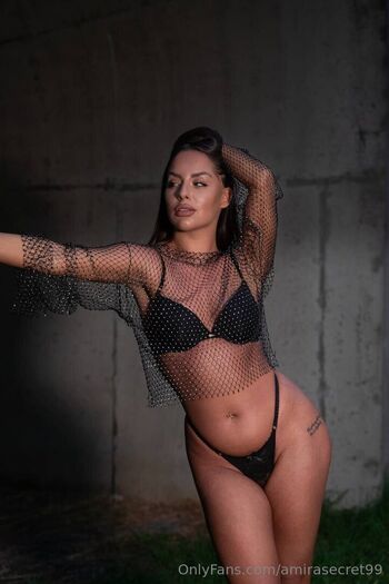Amirasecret99 page 2 image