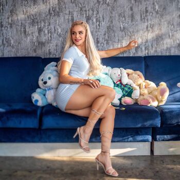 Amy diaz page 2 image