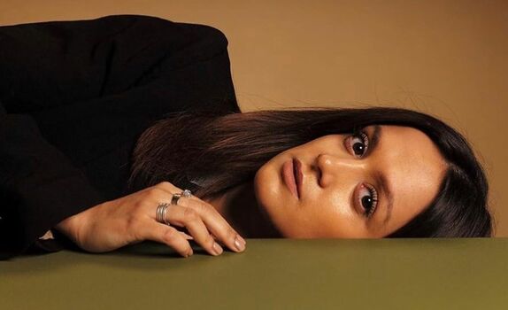 Amy leigh hickman image