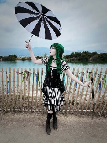 Amy roberts image