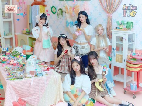 An Yujin 안유진 |