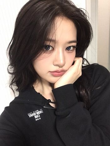 An yujin page 2 image