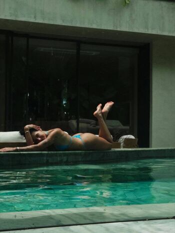 Ana castela page 3 image