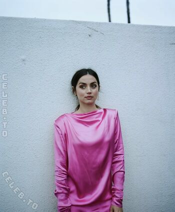Ana de armas 1 page 6 image
