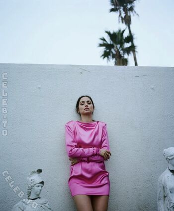 Ana de armas 1 page 6 image