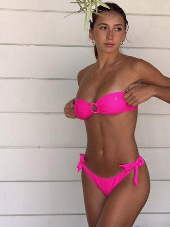 Ana pacella image