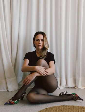 Ana paula renault image