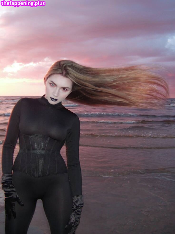 Anastasia Kreslina (IC3PEAK)