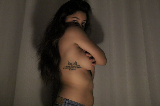 Andrea gomez image