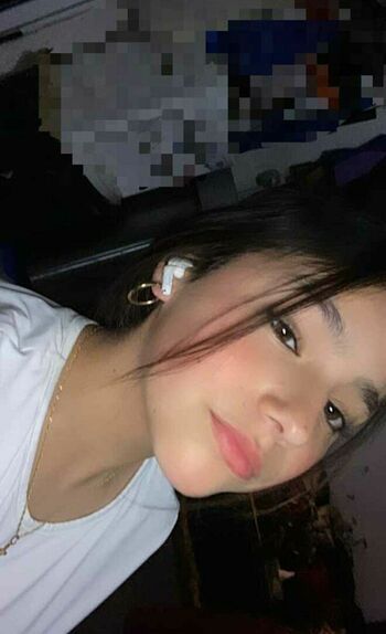 Andrea yaravi castillo duran page 2 image