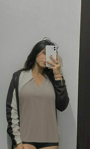 Andrea yaravi castillo duran image