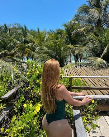 Andressa lemos image