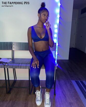 Angel reese image