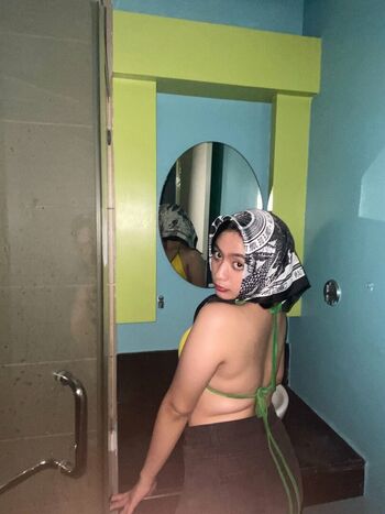 Angela paza image