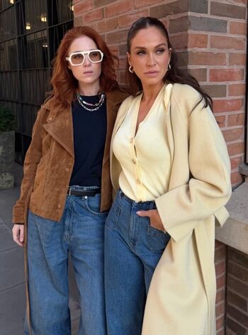 Angela scanlon image