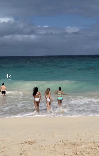 Angelaaaaguilarrr image