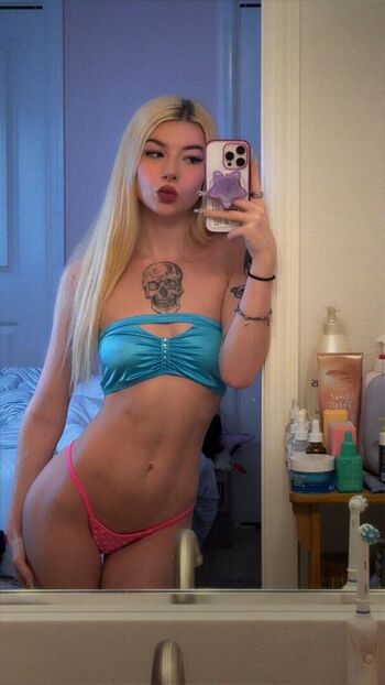 Angelcums image
